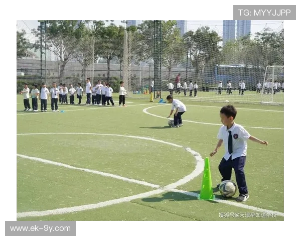 揭示足球比赛中哪一部位在实际对抗中运球最为频繁的科学观察分析